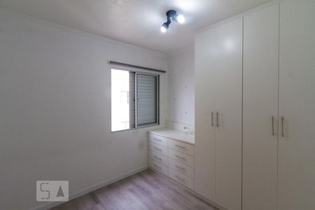 Quarto de apartamento para alugar com 2 quartos, 54m² em Vila Santa Clara, São Paulo