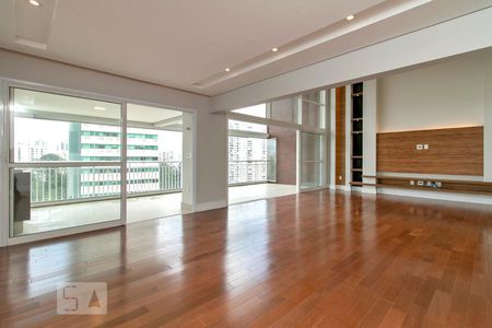 Sala de apartamento para alugar com 4 quartos, 238m² em Vila Suzana, São Paulo