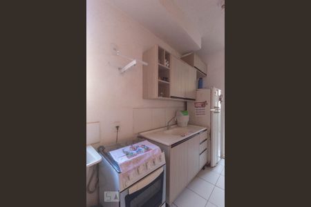 Apartamento para alugar com 40m², 2 quartos e 1 vaga Apartamento para alugar com 40m², 2 quartos e 1 vagaCozinha e Área de Serviço