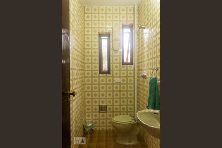 Lavabo de casa à venda com 3 quartos, 247m² em Interlagos, São Paulo