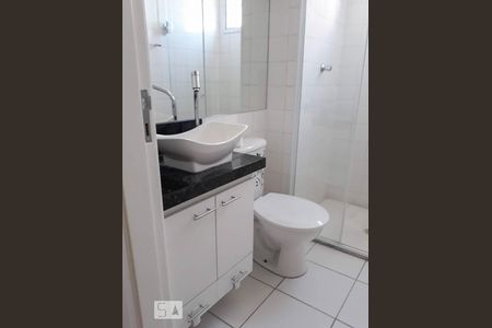 Banheiro de apartamento para alugar com 2 quartos, 43m² em Brás, São Paulo