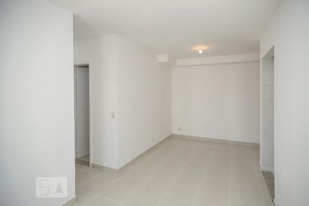 Sala de apartamento à venda com 3 quartos, 55m² em Engenho da Rainha, Rio de Janeiro