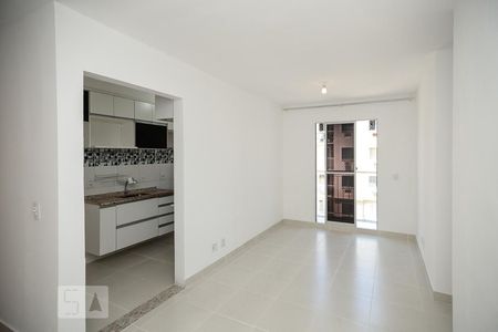 Sala de apartamento à venda com 3 quartos, 55m² em Engenho da Rainha, Rio de Janeiro