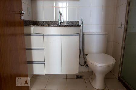 Banheiro Suite de apartamento para alugar com 1 quarto, 30m² em Sul (águas Claras), Brasília