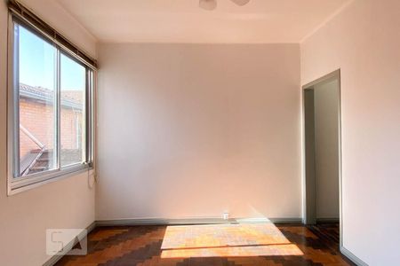 Sala de apartamento à venda com 1 quarto, 56m² em Santo Antônio, Porto Alegre