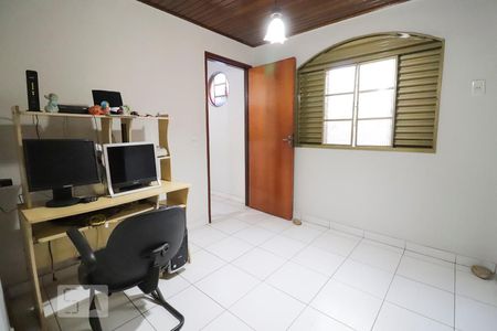 Escritório de casa para alugar com 4 quartos, 600m² em Setor Jaó, Goiânia