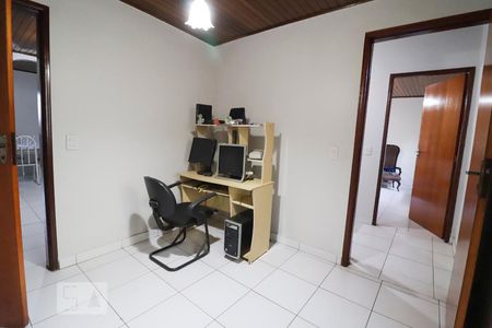 Escritório de casa para alugar com 4 quartos, 600m² em Setor Jaó, Goiânia