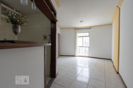 Sala de apartamento para alugar com 1 quarto, 55m² em Politeama, Salvador