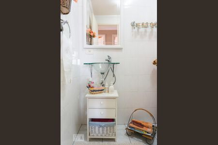 Lavabo de apartamento à venda com 3 quartos, 75m² em Santa Teresinha, São Paulo