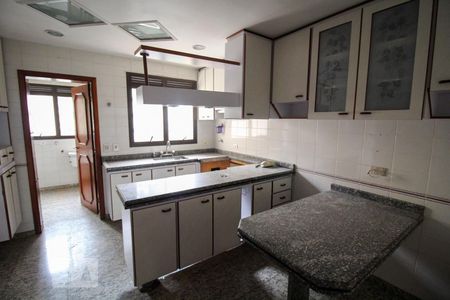 Cozinha de apartamento à venda com 4 quartos, 190m² em Vila Gomes Cardim, São Paulo