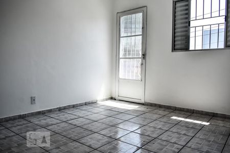 Quarto de casa para alugar com 1 quarto, 42m² em Jardim Elisio, São Paulo