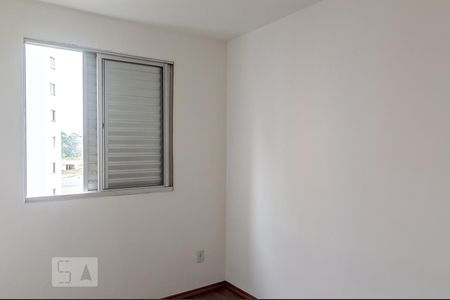 Quarto 2 de apartamento para alugar com 2 quartos, 46m² em Taboão, São Bernardo do Campo