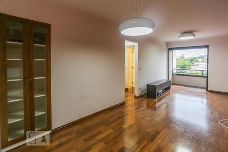 Sala de Estar de apartamento para alugar com 2 quartos, 74m² em Caxingui, São Paulo