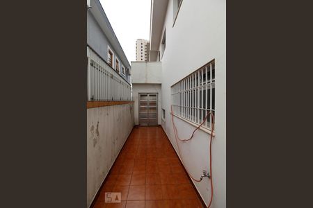 Casa para alugar com 271m², 4 quartos e 5 vagas Casa para alugar com 271m², 4 quartos e 5 vagasQuintal