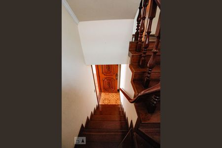 Casa para alugar com 271m², 4 quartos e 5 vagas Casa para alugar com 271m², 4 quartos e 5 vagasAcesso à garagem