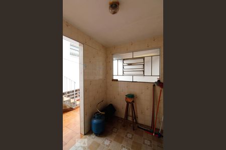 Casa para alugar com 271m², 4 quartos e 5 vagas Casa para alugar com 271m², 4 quartos e 5 vagasÁrea de Serviço 3