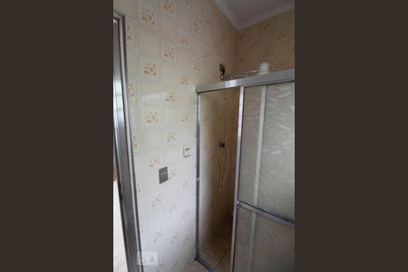 Casa para alugar com 271m², 4 quartos e 5 vagas Casa para alugar com 271m², 4 quartos e 5 vagasBanheiro de Serviço