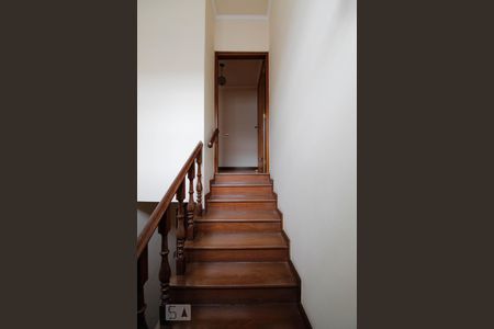 Escada de casa à venda com 4 quartos, 271m² em Vila Progresso, Guarulhos