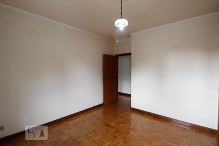 Casa para alugar com 271m², 4 quartos e 5 vagas Casa para alugar com 271m², 4 quartos e 5 vagasQuarto 2
