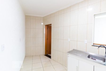 Cozinha de casa para alugar com 2 quartos, 60m² em Jardim Matarazzo, São Paulo