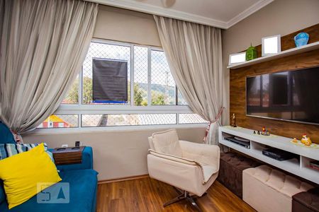 Sala  de apartamento para alugar com 2 quartos, 50m² em Passo das Pedras, Porto Alegre