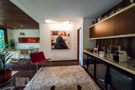 Sala de casa à venda com 5 quartos, 550m² em Morumbi, São Paulo