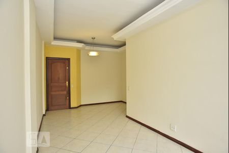 Sala de apartamento para alugar com 2 quartos, 82m² em Pechincha, Rio de Janeiro