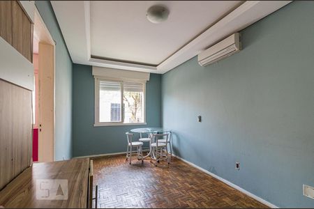 Sala de apartamento à venda com 1 quarto, 39m² em Rubem Berta, Porto Alegre