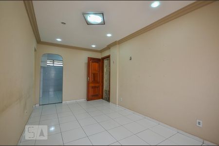 Sala de apartamento para alugar com 2 quartos, 79m² em Barbalho, Salvador