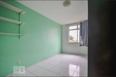 Quarto 2 de apartamento para alugar com 2 quartos, 79m² em Barbalho, Salvador