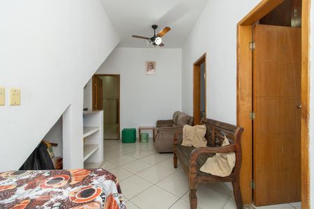 Sala 1 de casa à venda com 4 quartos, 151m² em Olaria, Rio de Janeiro