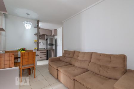 Sala de apartamento para alugar com 2 quartos, 58m² em Parque Oeste Industrial, Goiânia