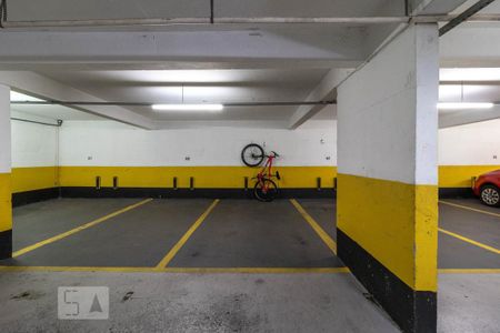 Garagem de apartamento à venda com 3 quartos, 60m² em Tucuruvi, São Paulo