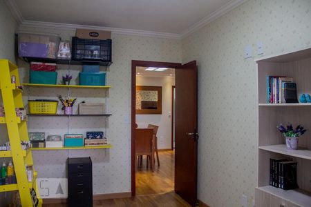Quarto de apartamento à venda com 2 quartos, 70m² em Parque Industriário, Santo André
