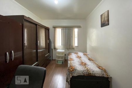 Quarto de apartamento para alugar com 2 quartos, 50m² em Jardim Guadalajara, Sorocaba