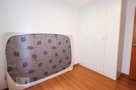 Quarto 1 de apartamento para alugar com 2 quartos, 50m² em Jardim Iris, São Paulo