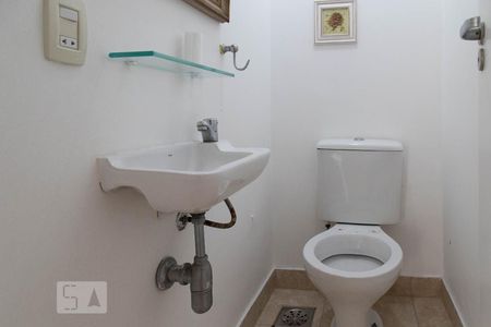 Lavabo de apartamento para alugar com 4 quartos, 200m² em Recreio dos Bandeirantes, Rio de Janeiro