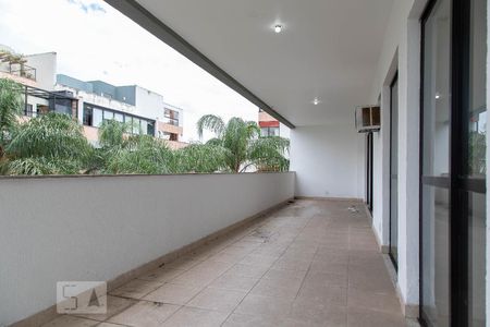 Varanda de apartamento para alugar com 4 quartos, 200m² em Recreio dos Bandeirantes, Rio de Janeiro