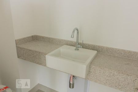 Lavabo de apartamento à venda com 2 quartos, 109m² em Vila Nova Conceição, São Paulo