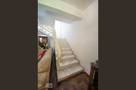 Escada de casa à venda com 3 quartos, 360m² em Santo Andre, São Leopoldo