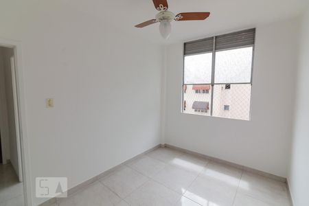 Quarto 2 de apartamento para alugar com 3 quartos, 58m² em Vila Isabel, Rio de Janeiro