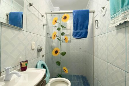 Banheiro de kitnet/studio à venda com 1 quarto, 40m² em Azenha, Porto Alegre