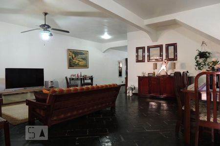 Sala de casa à venda com 4 quartos, 300m² em Freguesia de Jacarepaguá, Rio de Janeiro