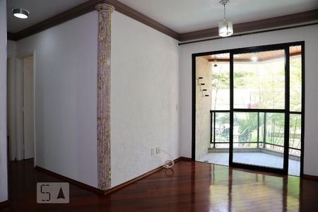 Sala de apartamento à venda com 2 quartos, 62m² em Vila Suzana, São Paulo