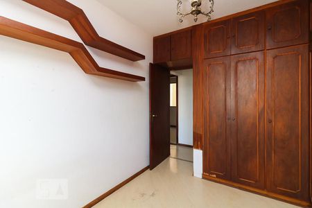 Quarto 1 de apartamento à venda com 3 quartos, 80m² em Vila Yara, Osasco