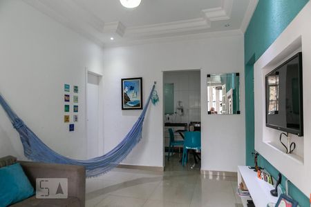 Sala de apartamento para alugar com 2 quartos, 68m² em Embaré, Santos