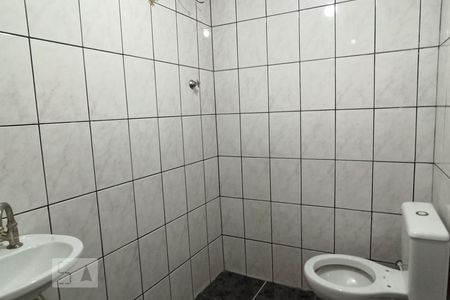 Banheiro de casa para alugar com 1 quarto, 50m² em Vila Mercedes, São Paulo