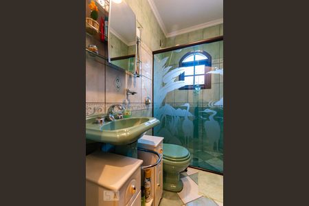 Banheiro de casa à venda com 3 quartos, 190m² em Cipava, Osasco