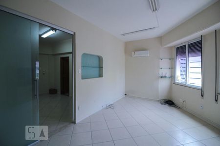 Quarto de apartamento para alugar com 1 quarto, 45m² em Centro, Rio de Janeiro