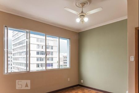 Apartamento para alugar com 75m², 2 quartos e sem vagaSala 